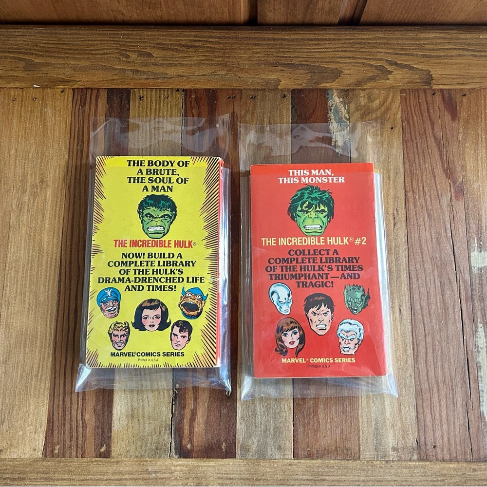 The Incredible Hulk paperbacks - Picture 2 of 9